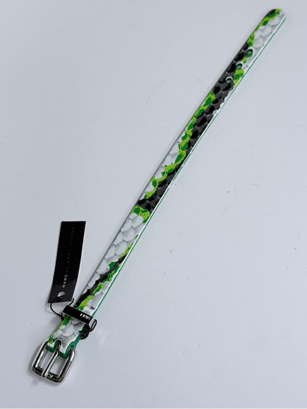 Green & White Patterned Bracelet Belt